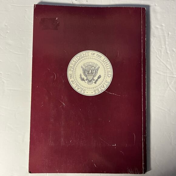 The Presidents of the United States of America Paper Back book - Picture 2 of 6
